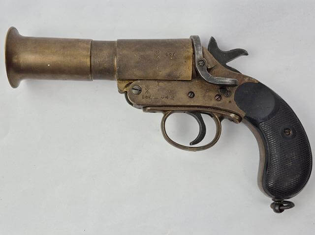 Australia CSR flare gun, 1942