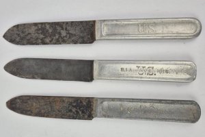 US, 3x Bestek mes div. fabrikant en jaartallen